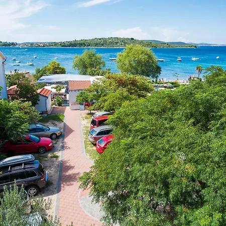 One Bedroom Daire Srima